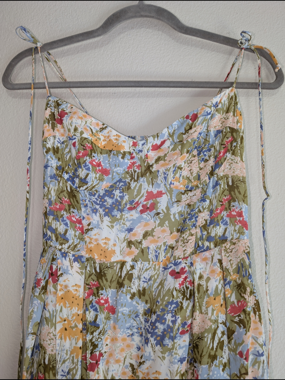 NWT Reformation Jaelyn Dress Countryside Floral Print Size 4 - Picture 5 of 15